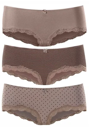 Boyshorts LASCANA, brown