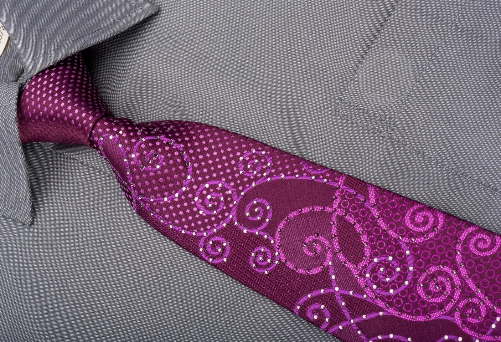 Grang Cia Men's Rhinestone Necktie Scrolls On Purple With Sparkles